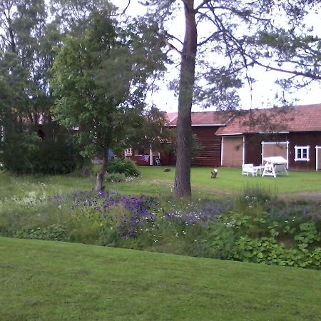 Draenggardens Stuga Pa Genuin Raettviksgard Boda  Εξωτερικό φωτογραφία